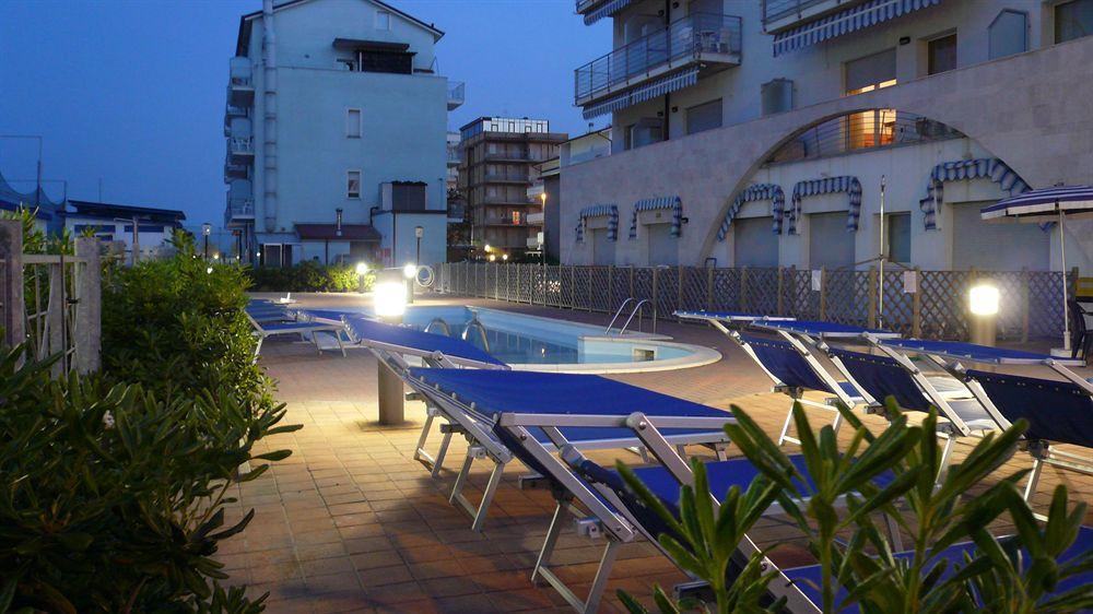 Residence Moderno Lido Di Savio Exteriér fotografie